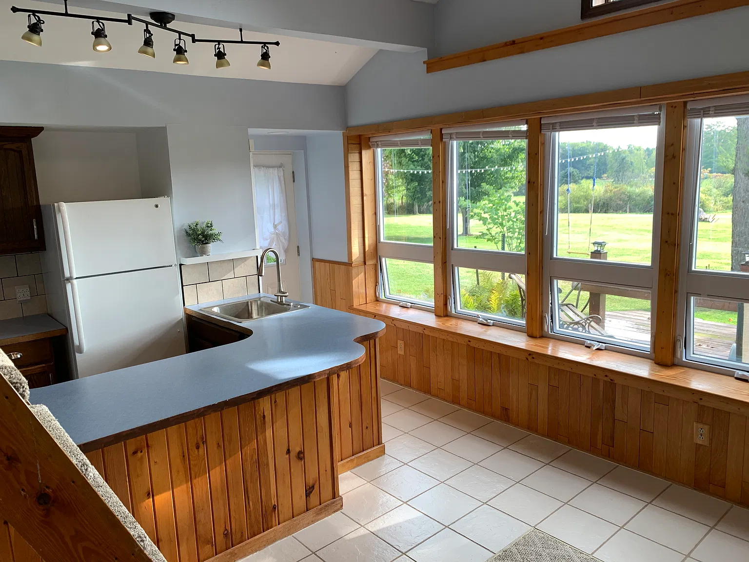 1 bed, 950 sqft, $895 — Photo 3