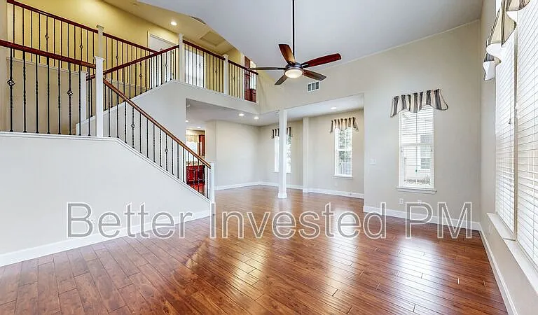 1969 Northfield Dr — Photo 15