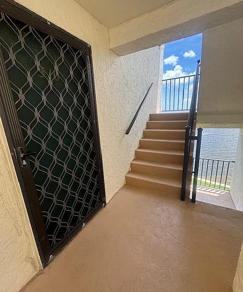 2469 S Washington Ave #310C — Photo 3