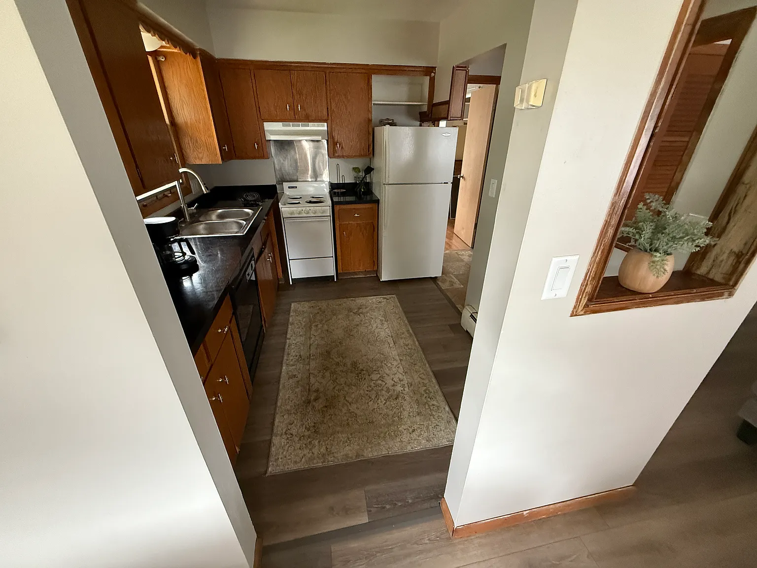 1358-Bear Creek Rentals — Photo 3