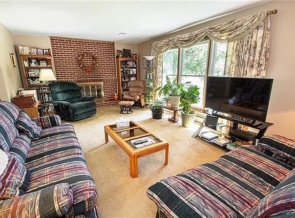 2nd image of 6910 Verde Dr