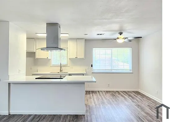 2236 Peach Ave #4 — Photo 7