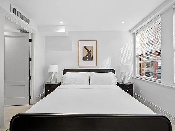5th image of 43 W 27th St APT 8F