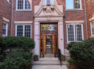 285 Harvard St APT 104, Cambridge, MA 02139