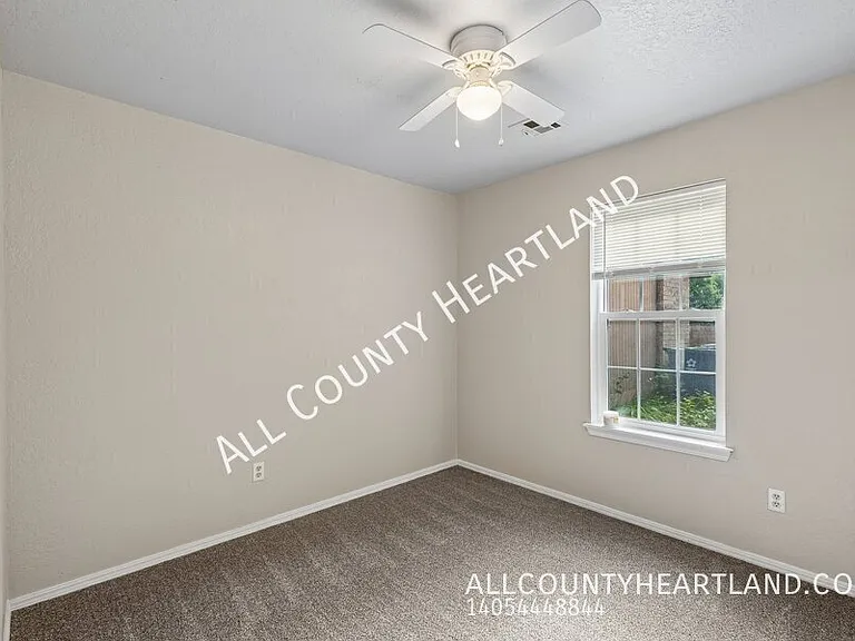 709 Stonecroft Cir — Photo 8