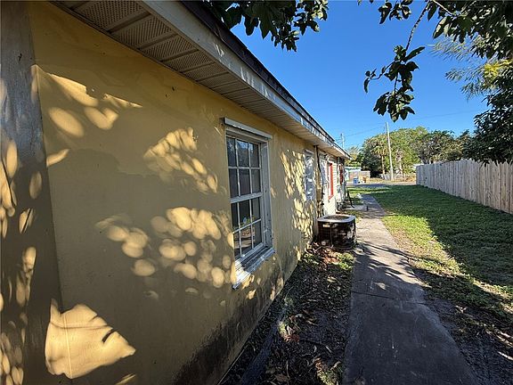 3rd image of 1305 Havana Ave