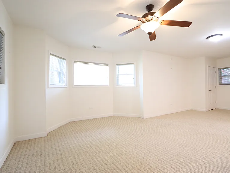 3150 S Prairie Ave #1 — Photo 18