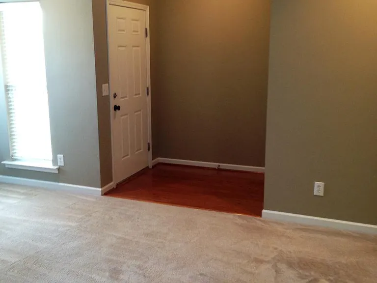504 Reach Dr — Photo 2