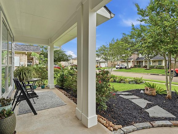 3rd image of 1433 Cottage Cove Ct