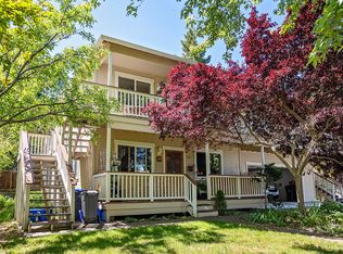 800 Park St, Ashland, OR 97520