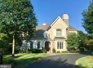 756 Goose Neck Dr, Lititz, PA 17543