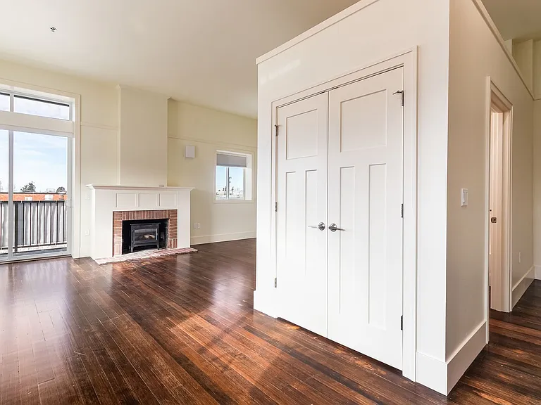 720 Murdock St — Photo 13