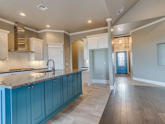 3rd image of 222 Harold Dr