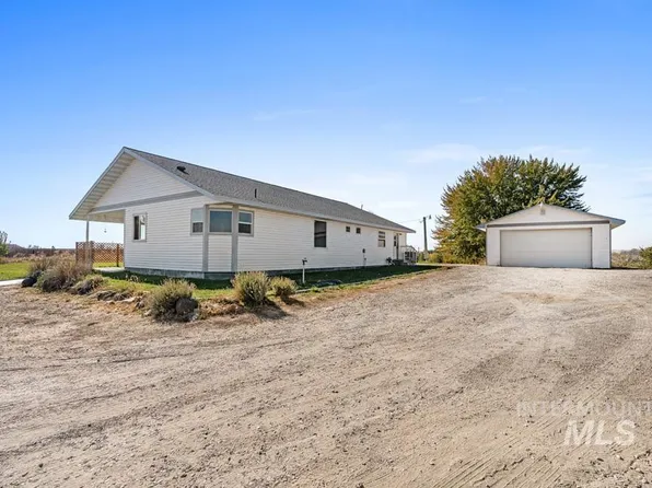 17384 Oasis Rd, Caldwell, ID 83607