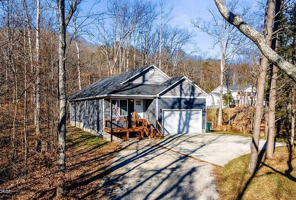 1st image of 460 Knobview Dr