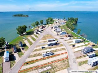 6392 Peninsula Rd, Kerens, TX 75144