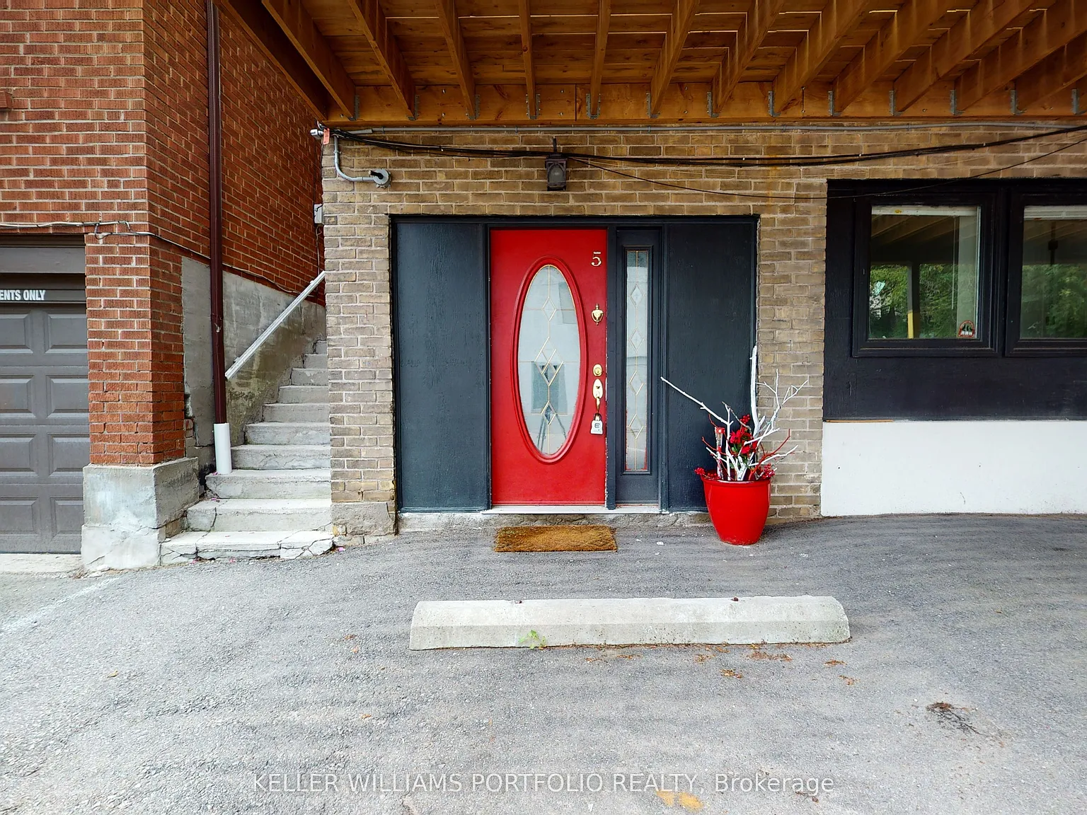 3 bed, $2,350 — Photo 3