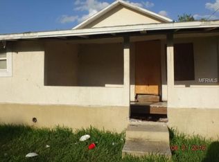 2805 Clemons Rd, Plant City, FL 33566