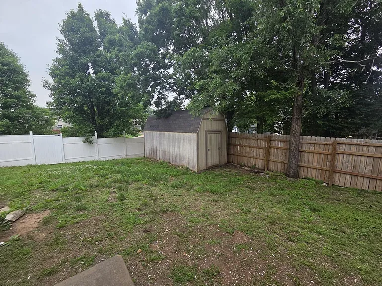601 Tallgrass Dr — Photo 34