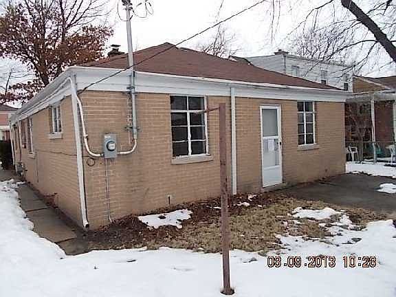 2nd image of 7433 Kostner Ave