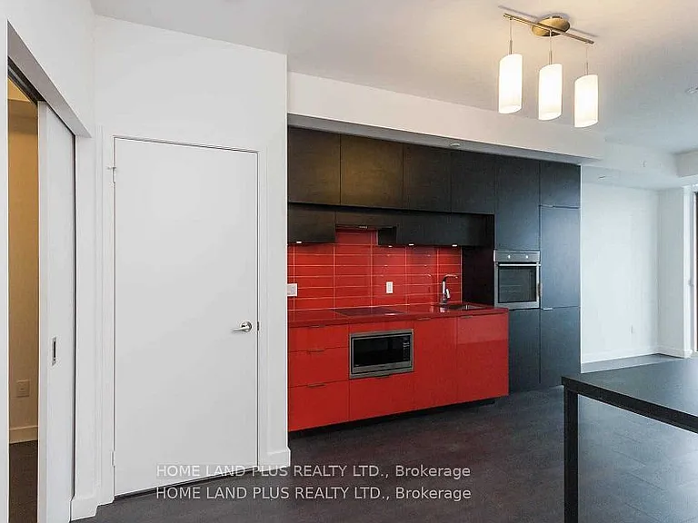 8 Eglinton Ave E #4201 — Photo 6