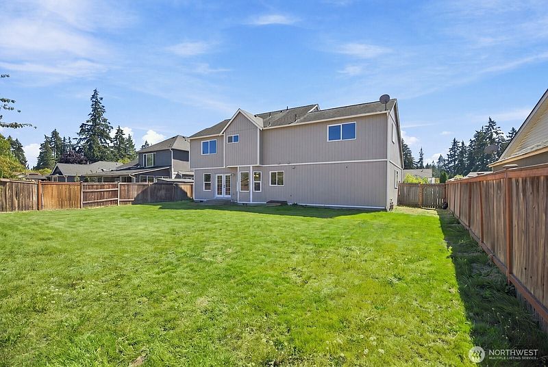 4th image of 2301 148th Street E