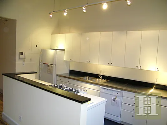 Rented by Halstead Real Estate | media 33