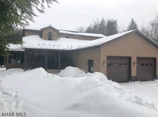 112 Snow Rdg, Portage, PA 15946