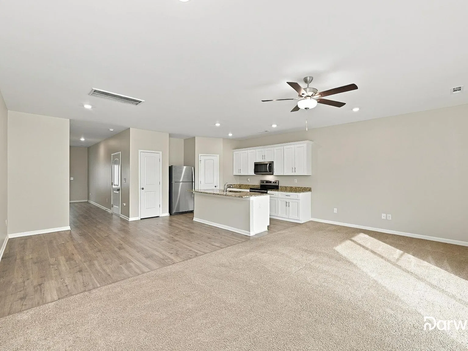 3 bed, 2.5 bath, 1725 sqft, $2,175 — Photo 4