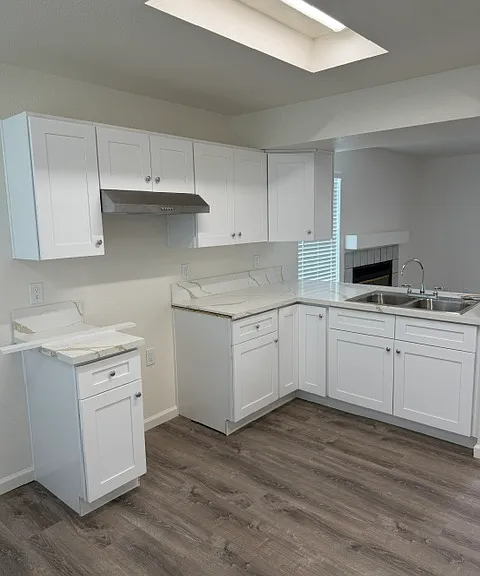 370 W Beechwood Dr — Photo 7