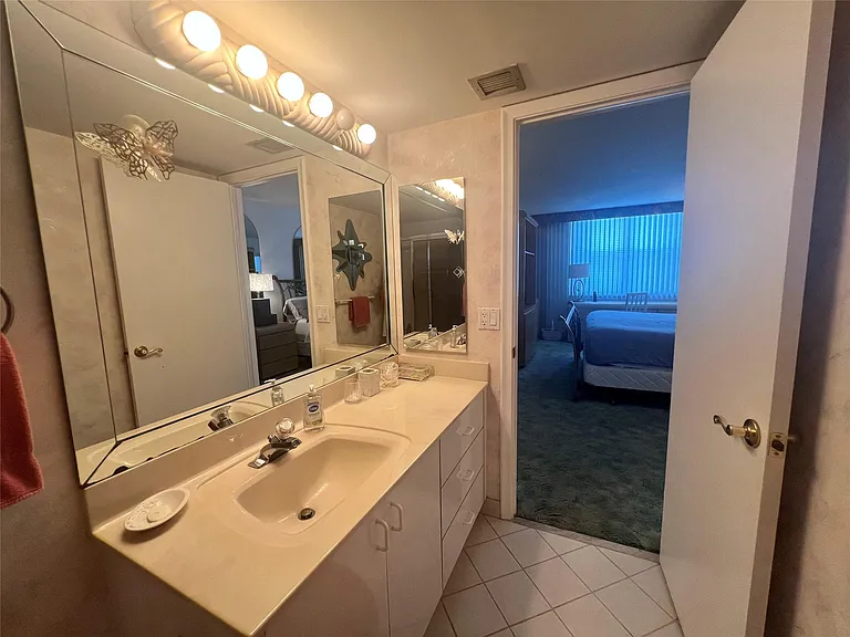101 Briny Ave #811 — Photo 16
