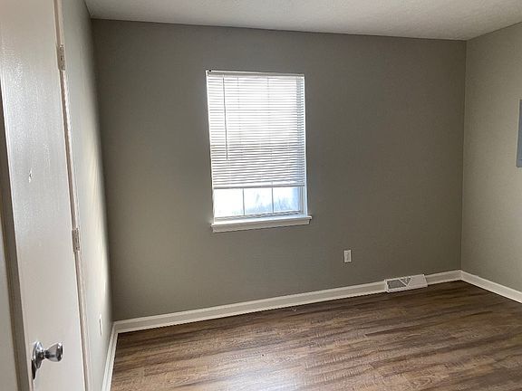 5th image of 345 W 10th Ave