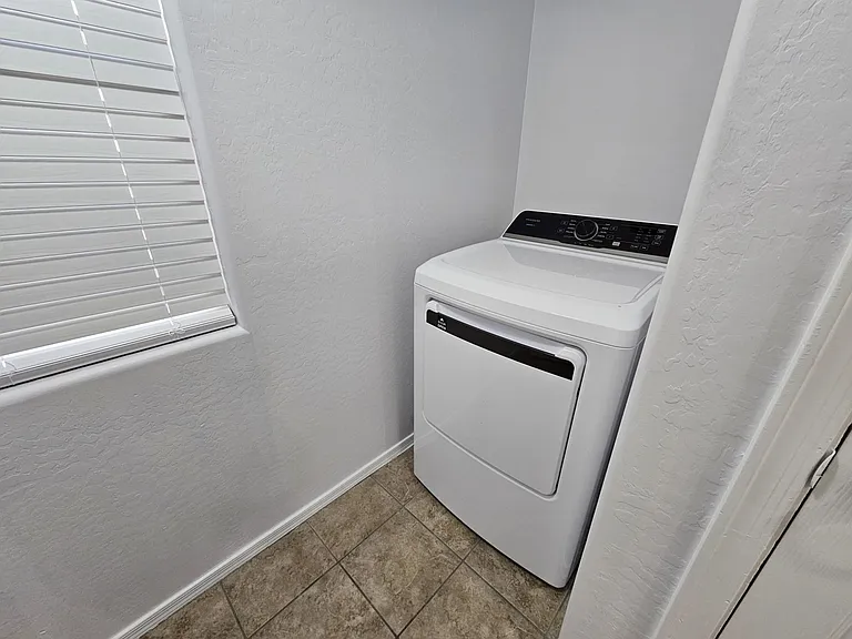 Laundry room - full size Dryer