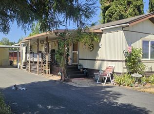 1950 Demaray Dr SPACE 5, Grants Pass, OR 97527