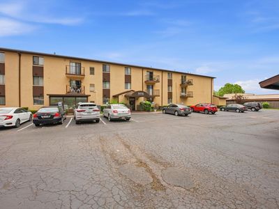 5970 Sharon Woods Blvd APT 100, Columbus, OH, 43229