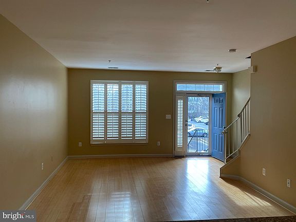 3rd image of 8710 Aspen Grove Ct