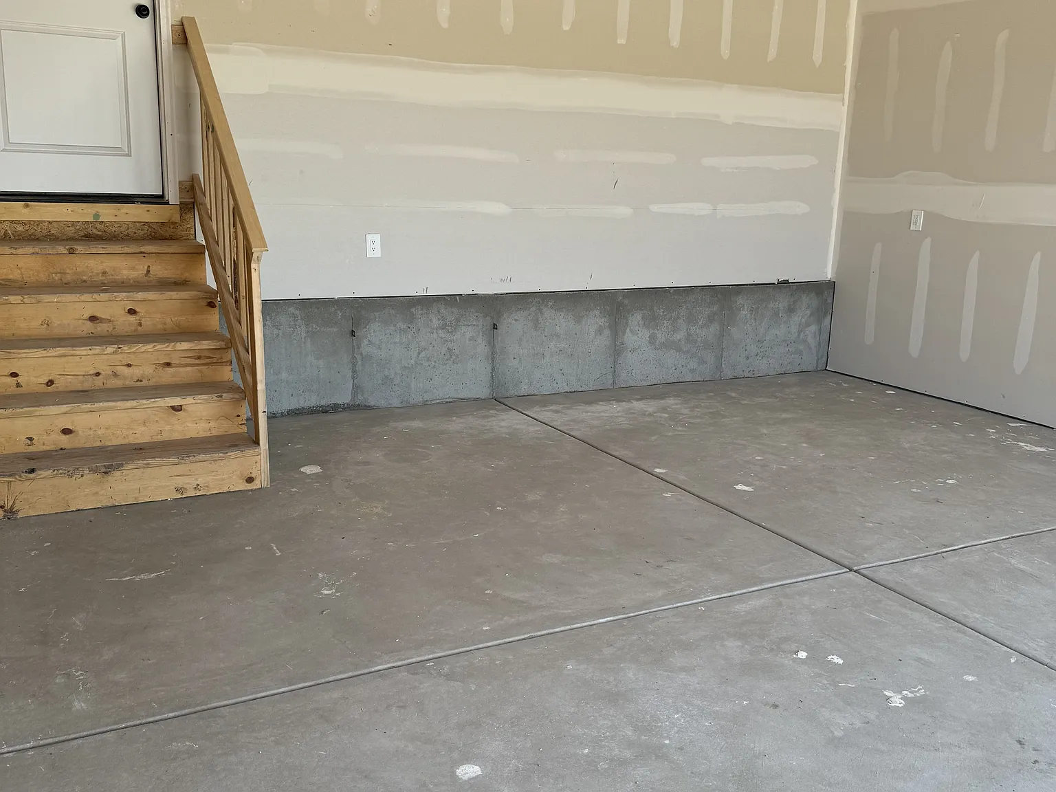 672 Long Path Ct. - 1 — Photo 2