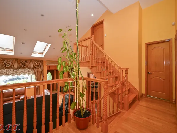 47 Gaylord Drive North image 4 of 21