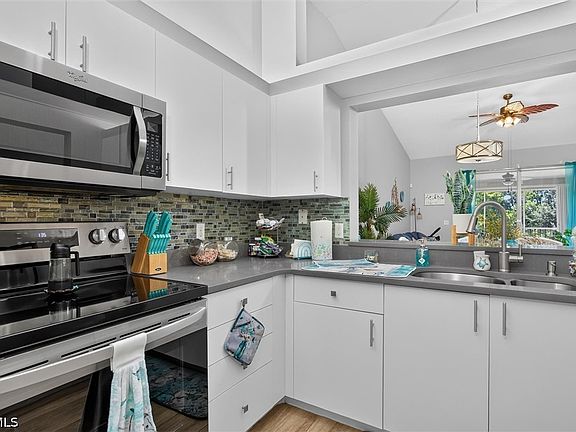 5th image of 14970 Vista View Way APT 307