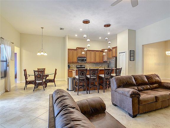 5th image of 1314 Moss Creek Ln
