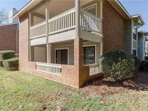 7948 Greenside Ct, Charlotte, NC 28277