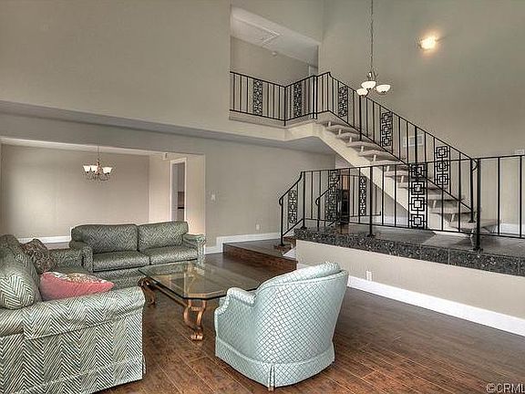 5th image of 16020 Chella Dr