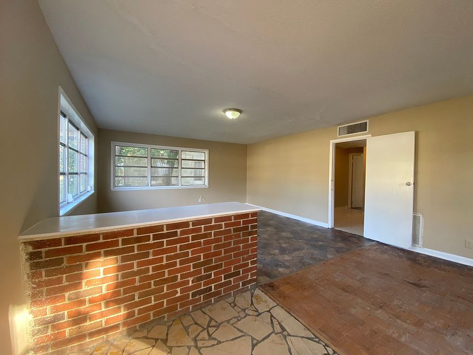 2637 W Edgemont Ave, Montgomery, AL 36108 Zillow