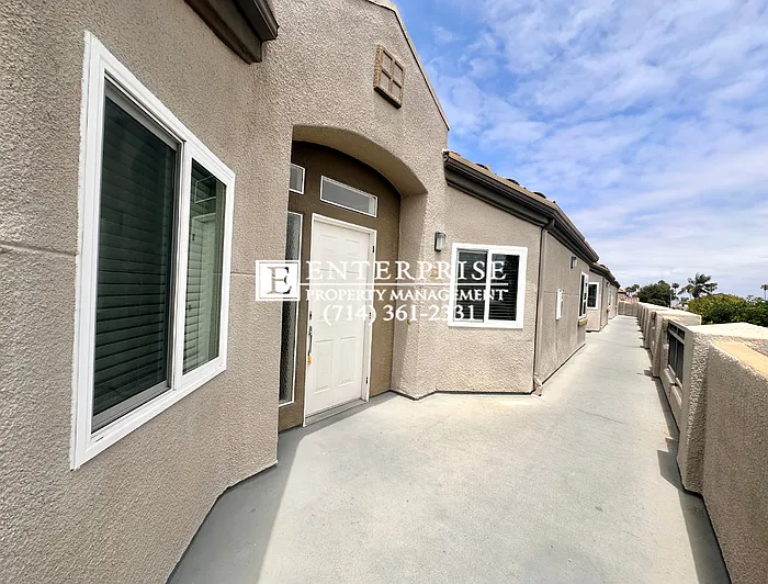 310 Lake St #310 — Photo 2