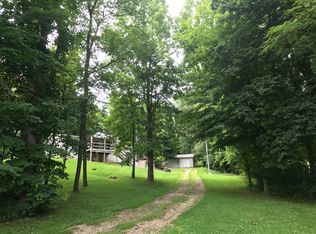 7681 Loches Rd, Saint Louisville, OH 43071