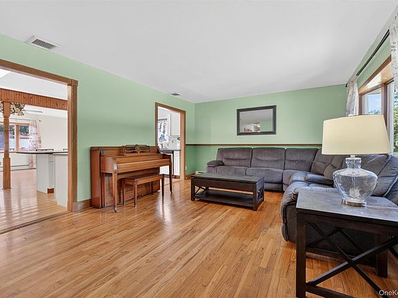 5th image of 20 Glen Drive