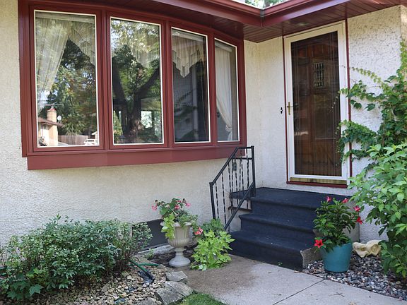 5th image of 2188 Mesabi Ave