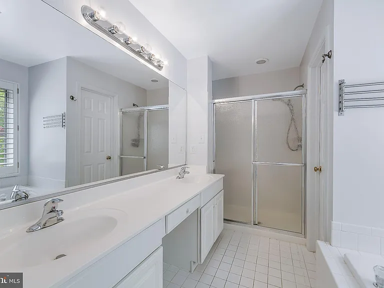 11485 Waterhaven Ct — Photo 51
