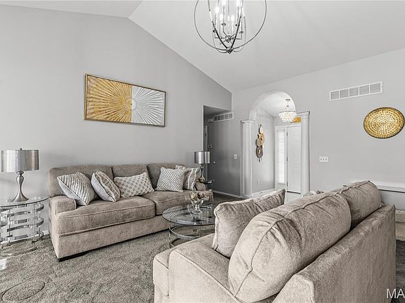 5th image of 7 Country Lane Ct