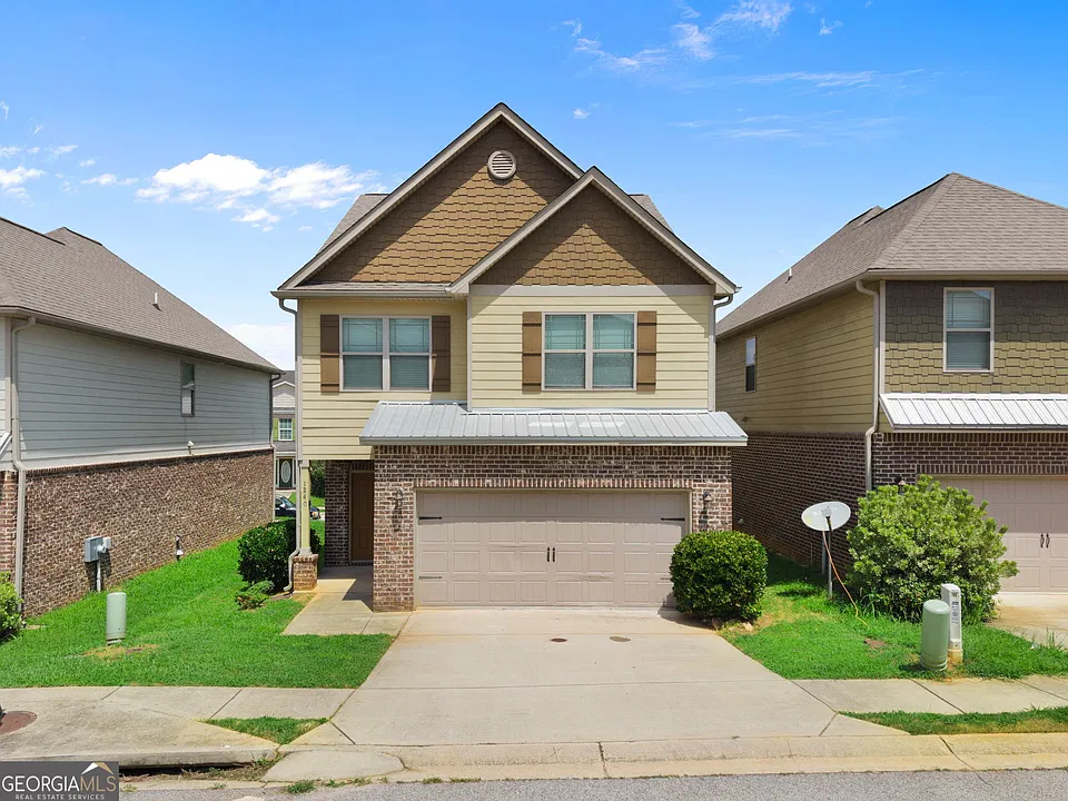 1240 Faye Ct